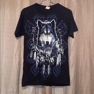 Wolf shirt never worn.